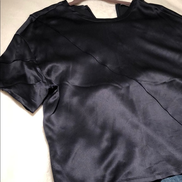 Navy blue silk T-shirt - Picture 2 of 3